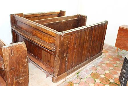 Cookbury - Box Pews